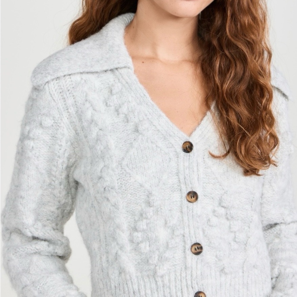 Le Jean large Women's heathered gray Cable Knit Cardigan Sweater